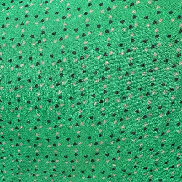 cAbi Silk Blouse Sleeveless V-Neck Career Office Preppy Summer Green Print L - Picture 8 of 10